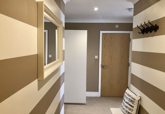 Apartment in Ipswich - 2 Bed/2 Bath, Waterfront Views, Parking, (5th Flr) Apartment in Ipswich - 2 Bed/2 Bath, Waterfront Views, Parking, (5th Flr)