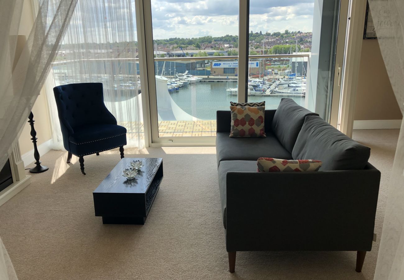 Apartment in Ipswich - 2 Bed/2 Bath, Waterfront Views, Parking, (5th Flr) Apartment in Ipswich - 2 Bed/2 Bath, Waterfront Views, Parking, (5th Flr)