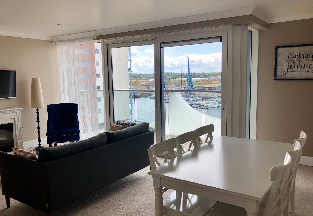 Apartment in Ipswich - 2 Bed/2 Bath, Waterfront Views, Parking, (5th Flr) Apartment in Ipswich - 2 Bed/2 Bath, Waterfront Views, Parking, (5th Flr)