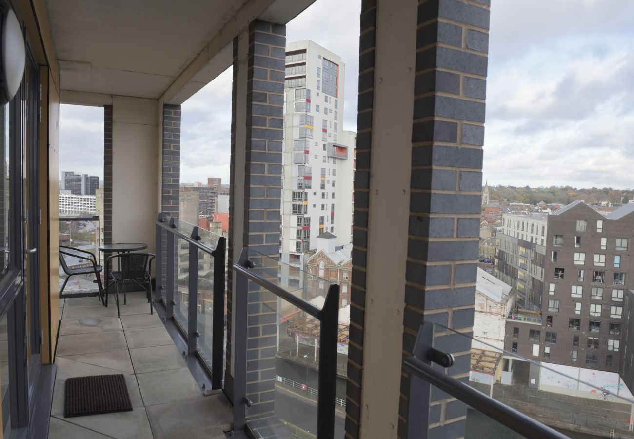 Apartment in Ipswich - 1 Bed Penthouse, Waterfront South, Parking (10th F Apartment in Ipswich - 1 Bed Penthouse, Waterfront South, Parking (10th F