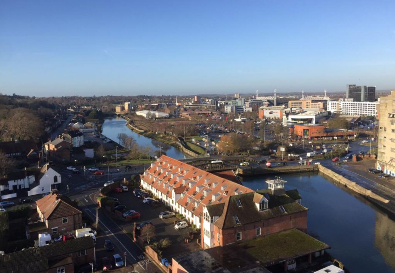 Apartment in Ipswich - 1 Bed Penthouse, Waterfront South, Parking (10th F Apartment in Ipswich - 1 Bed Penthouse, Waterfront South, Parking (10th F