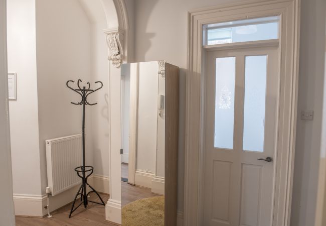 Apartment in Ipswich - 2 Bed/2 Bath, Nr Christchurch Park, (Grd Flr) Apartment in Ipswich - 2 Bed/2 Bath, Nr Christchurch Park, (Grd Flr)