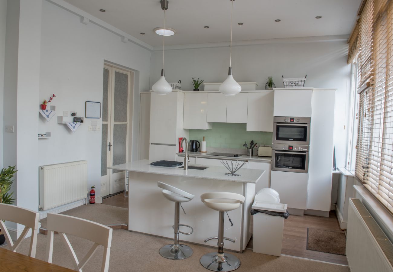 Apartment in Ipswich - 2 Bed/2 Bath, Nr Christchurch Park, (Grd Flr) Apartment in Ipswich - 2 Bed/2 Bath, Nr Christchurch Park, (Grd Flr)